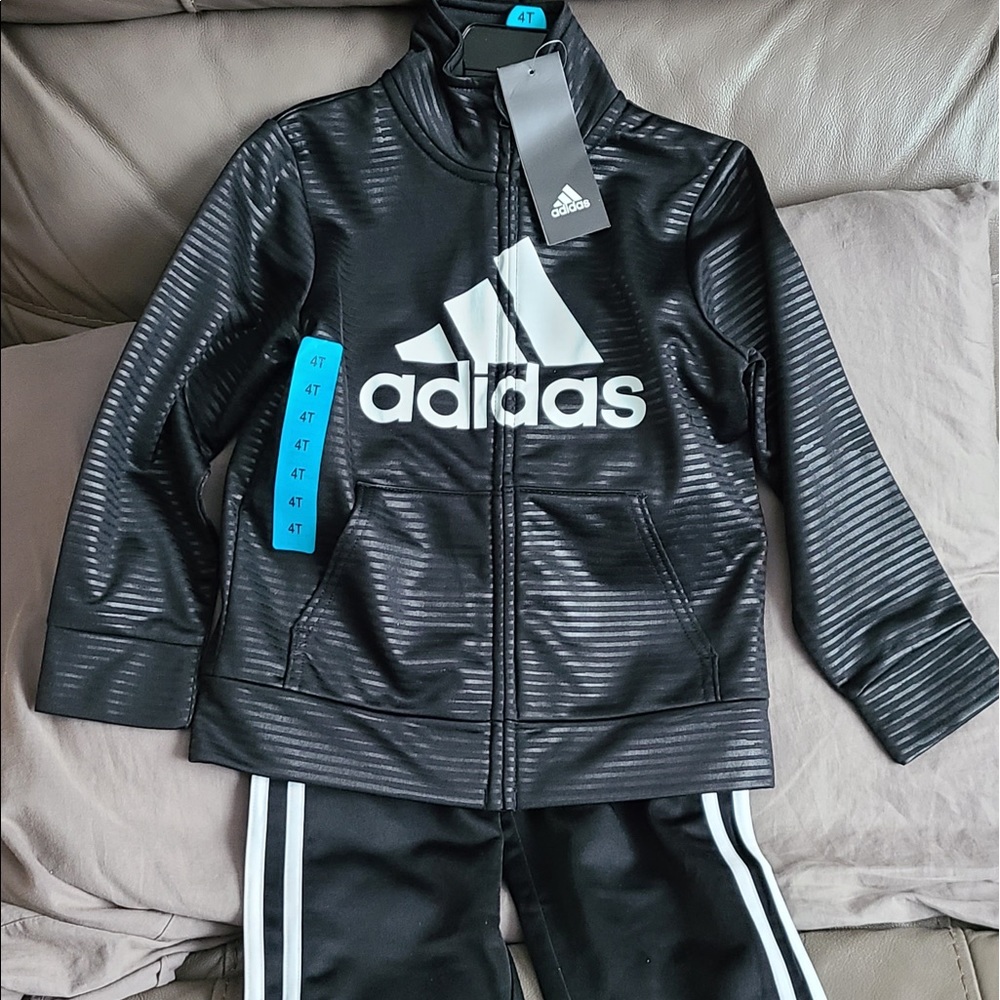 Adidas Boys NWT Track Suit